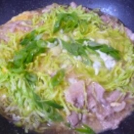 めんつゆで簡単 豚キャベ卵丼 レシピ 作り方 By ぽんぽんぷー 楽天レシピ めんつゆで簡単 豚キャベ卵丼 レシピ 作り方 By ぽんぽんぷー 楽天レシピ